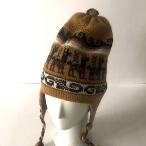 Alpaca Lama wool reversible tuque. New, never worn.Made in PERU